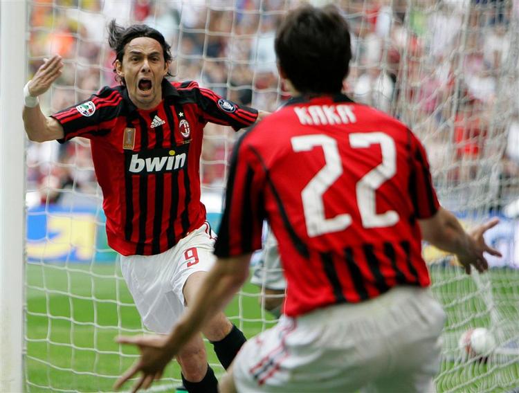 Filippo Inzaghi og Kaka slog lokalrivalerne fra Inter, som endnu ikke kan kalde sig mestre. 