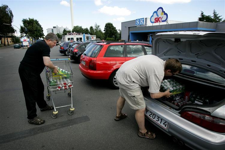 Sker der noget under indkøbsturen til Tyskland - og har du en rejseforsikring, der dækker dig under 'ferierejser' - skal den betale, viser ny kendelse. 