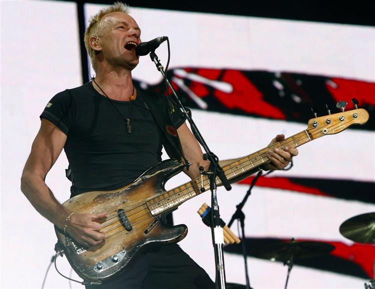 Sting on tour with The Police singing his heart out in 2007 in the HSH Nordbank Arena in Hamburg. HSH Nordbank is to receive state aid in order not to go under. Archive photo. 