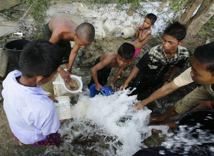 Dansk Røde Kors er kommet ind i det katastroferamte Myanmar. 