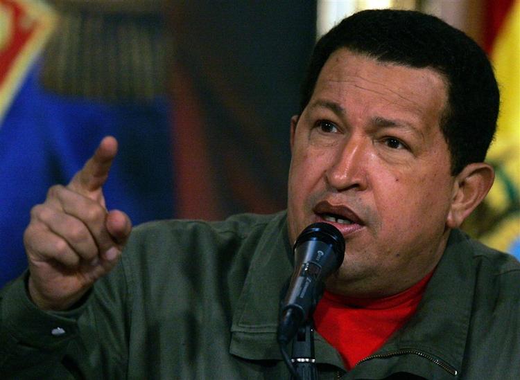 Venezuelas præsident Hugo Chavez anklages for at støtte FARC med penge og våben. Arkivfoto. 