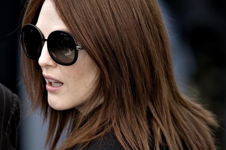 Julianne Moore spiller en af hovedrollerne i åbningsfilmen. 