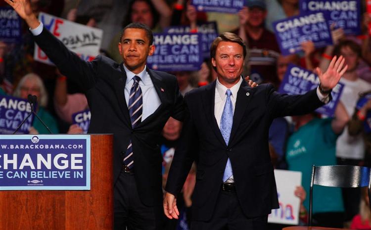 Barack Obama og John Edwards ved gårsdagens valgmøde i Michigan. 
