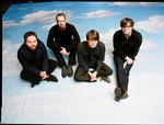 'Narrow Stairs' er en eksklusiv happening i rocklandet. Men et dejligt album med usædvanlige og usædvanligt sikre balancegange mellem ydre lys og indre mørke. 