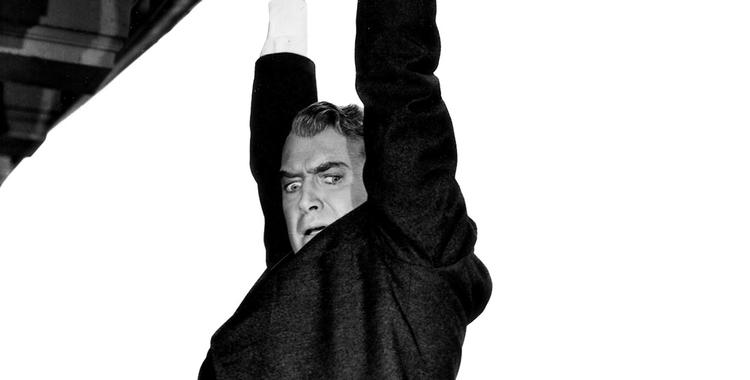 James Stewart i Alfred Hitchcocks 'Vertigo' fra 1958. Og klassikerens danske titel er? Foto fra filmen 
