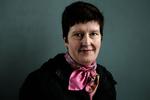 Vibeke Manniche mener ikke, at man kan være sikker på, at en kvindelig muslimsk læge iført tørklæde vil hjælpe patienter i nød. 