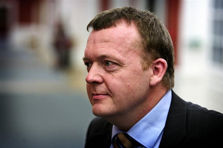 Finansminister Lars Løkke Rasmussen (V)får hele tiden nye forklaringsproblemer i bilags-sagen. 