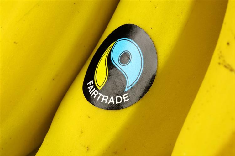 Hvad dækker fairtrade mærket over, og  hvorfor er der masser af forskellige øko-mærker? Tjek guider dig til de mærker, som du kan stole på. 