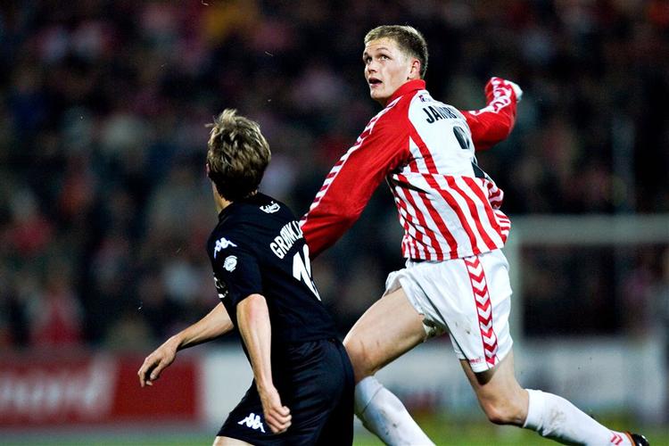 Michael Jakobsen skal spille på U21-landsholdet og støder dernæst til A-landsholdets trup mod Polen næste søndag. 
