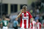 Landsholdet er et springbræt væk fra AaB, så Michael Jakobsen kunne ligne en spiller på vej væk. 