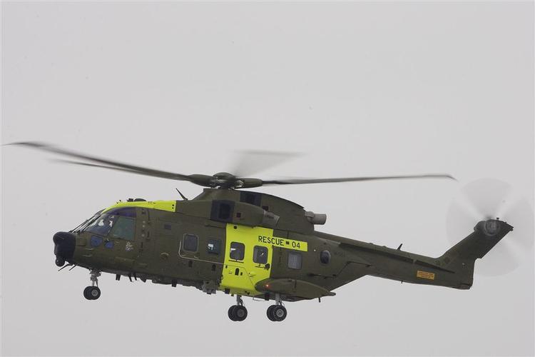 Forsvaret brugte en gammel kontrakt, da de investerede mere end tre milliarder kroner i den ny helikoptertype. 
