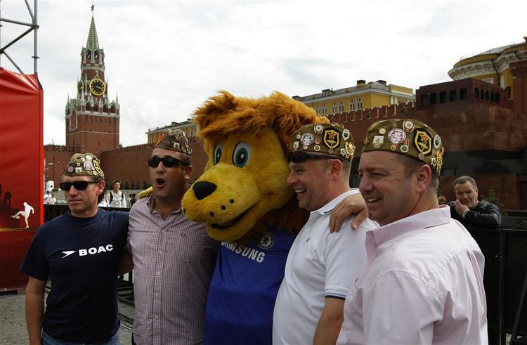 Chelsea-fans på Den Røde Plads i Moskva. 