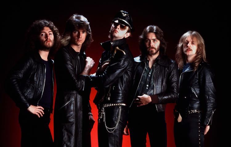 1979 - året, hvor Judas Priest for alvor begyndte at lege med læder og nitter, og året, hvor Rob Halford for første gang kørte på scenen på en Harley Davidson. 