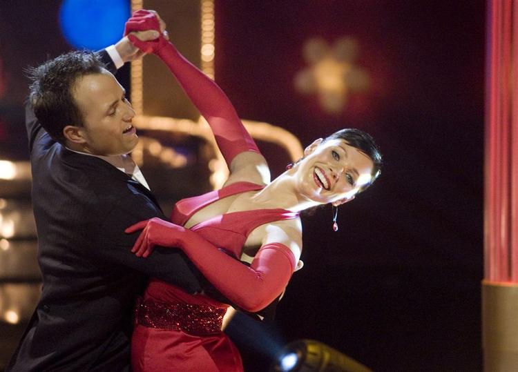 Konkurrencen 'Vild med dans' var publikumssucces for TV 2. Her et foto fra 2007 af Lisbeth Østergaard og hendes partner Thomas Evers Poulsen. 