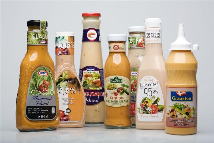 Thousand Island dressinger skal smage lidt af tomat og eddike og ikke være for tykke. Det kan alle ikke leve op til, viser et smagstjek. Billedet her er uden vægtvogternes dressing. 