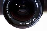 Nogle fotografer - typisk af den gamle skole - beholder negativerne, så I skal betale ekstra, hvis I vil have flere kopier. Scanner I alligevel billederne selv, kan fotografen kræve erstatning. 