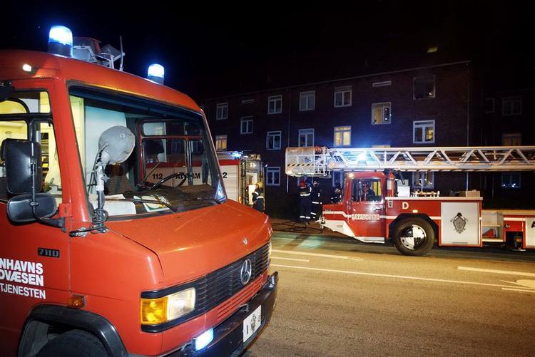 Brandbiler blev ikke generet af parkerede vogne under Nørrebrobrand. Arkivfoto. 