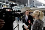 Danmarks tidligere statsminister ønsker at bruge sit kendte ansigt til at fremhæve sindslidendes og deres pårørendes problemer. 