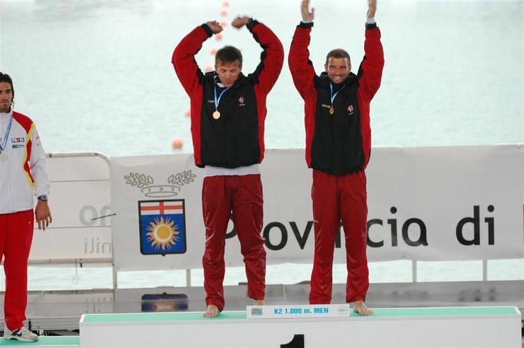 Rene Poulsen og Kim Wraae vandt EM-guld og en OL-billet i 1.000 meter toerkajak i Milano forrige weekend. Foto: Dansk Kano og Kajakforbund /Peter Karlsen 