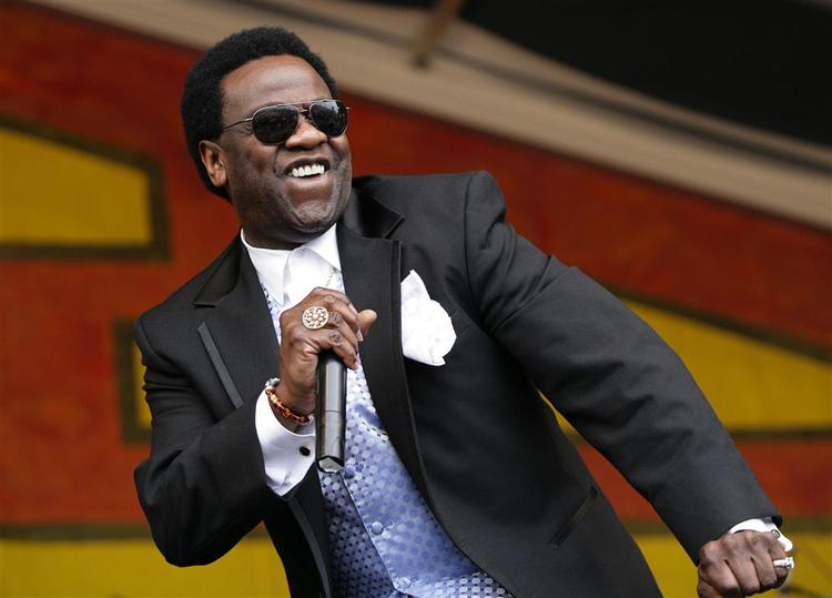 Al  Green spreder en serie lyserøde sange til sjælen, hjertet og sensualiteten ud over  kærlighedens stedsegrønne eng. 
