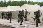 Russiske soldater træner i Abkhasien som led i den optrappede strid med nabolandet Georgien. Arkivfoto. 