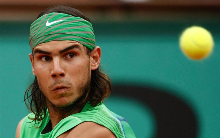 Spanske Rafael Nadal virker skræmmende sikker på det røde grus. I dag blev Fernando Verdasco fejet af banen. 