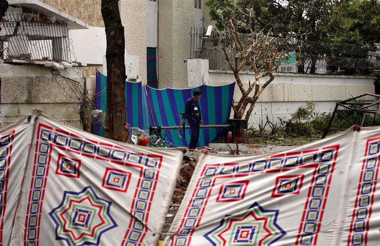 Angrebet på den danske ambasade i Islamabad har vakt begejstring på jihad-sites, siger ekspert. 