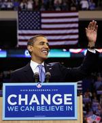 Barack Obama har hidtil indsamlet 1,25 milliarder kroner i valgkampen. 