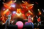 Alphabeat på Bøgescenen på Skanderborg Festival i 2007.Kun to danske navne er har før Alphabeat røget sige ind på den engelske top 10. Det var Aqua i 1997 og Nina og Frederik i 1960. 