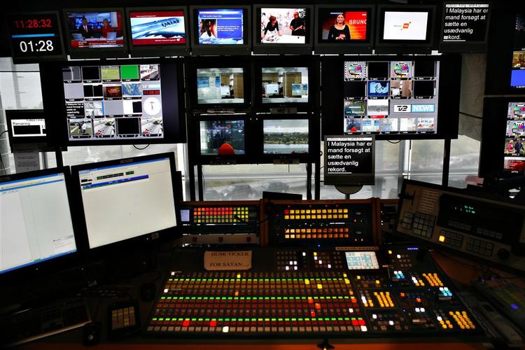 TV 2 har flere aktiviteter ud over moderkanalen, som den kan blive tvunget til at sælge fra, mener ekspert. 