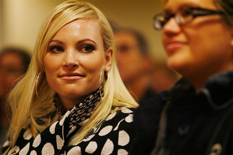 Jhon McCains datter, Meghan McCain har skrevet en børnebog om sin far. den udkommer til september. 