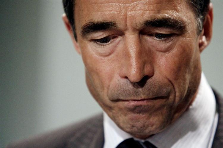 Anders Fogh Rasmussen (V)beklagede stærkt det irske nej på et pressemøde i dag. 