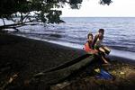 Danish archaeologists have found an ancient skeleton on M'buke Island in Papua New Guinea in what is being described as a sensational discovery. 