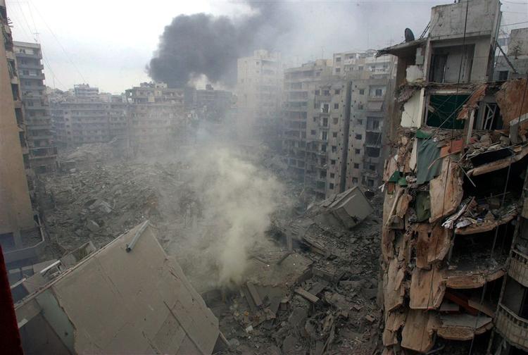 Det er mindre end to år siden, at Libanon og Israel var i åben krig. Nu vil de to lande tale fred. 