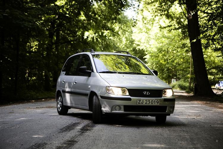 NEDSAT. Hyundai Matrix er dalet i pris, og sammenlignet med konkurrenterne får man ganske meget bil for pengene. 