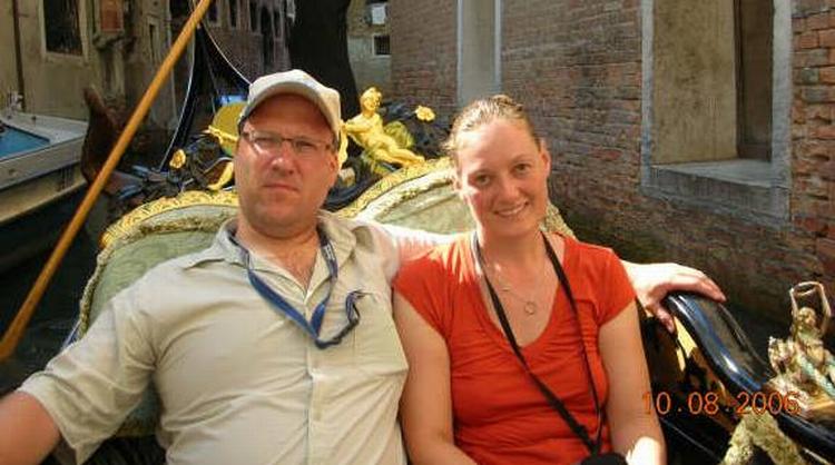 Jørgen Jørgensen og Kamilla Juel Nielsen deler efter planen 'Juel Jørgensen' fra 08.08.08. 