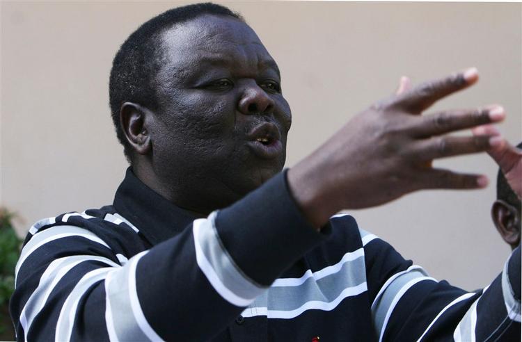 FN mødes i dag for at diskutere Zimbabwe, efter  oppositionsleder Tsvangirai ikke længere stiller op til præsidentvalget. 