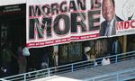 Politi fører 23. juni tilhængere af oppositionspartiet MDC væk fra partiets hovedkvarter i Harare. Morgan Tsvangirai ønsker nu, at resten af verden sætter handling bag de fordømmende ord om Mugabe-styret. 