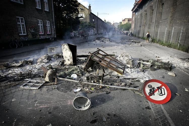 Prinsessegade efter uroligheder ved Christiania. 