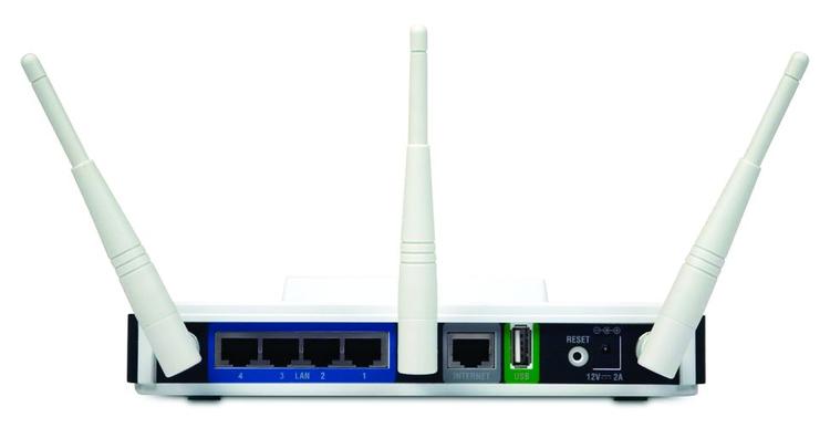 På bagsiden skjuler sig en praktisk USB-tilslutning. 