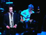 Nick Cave er traditionelt et godt navn på danske filmfestivaler. Blandt andet her i Leonard Cohen-portræt- filmen 'I'm Your Man', der blev vist på CPH:DOX i 2006. Næste år får publikum mulighed for at se stjernerne på en ny musikfilmfestival.  PR-foto. 