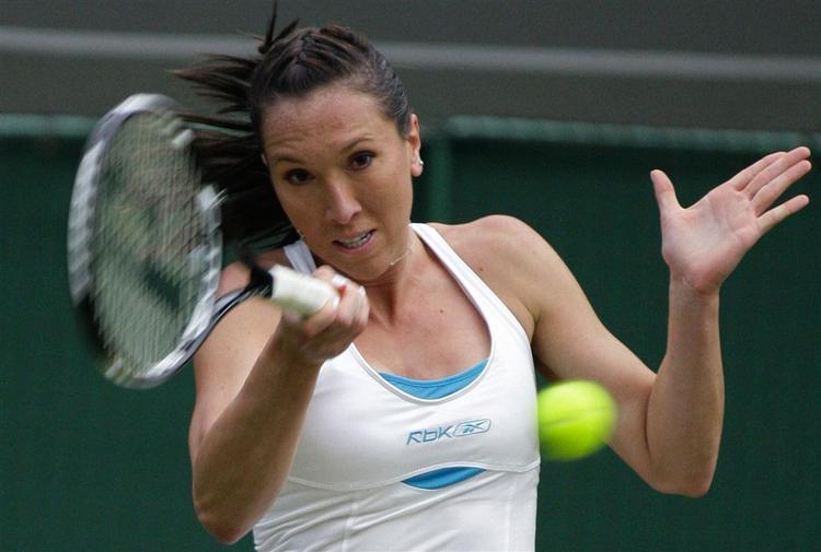 Jelena Jankovic brugte 11 minutter mere end Caroline Wozniacki på at vinde sin kamp i anden runde. 