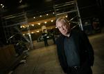 For den unge embedsmandssøn Michael Christiansen stod karrierevalget mellem at blive teolog, psykiater eller jurist. Han valgte det sidste, gjorde lynkarriere i Justitsministeriet og var en særdeles magtfuld departementschef i Forsvarsministeriet, før han i 1992 blev hentet til Det Kgl. Teater (arkivfoto). 