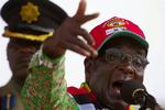 Zimbabwes præsident, Robert Mugabe, under en af valgoptakterne før første valgrunde. Arkivfoto. 