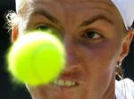 Svetlana Kusnetsova røg i sin 25. Grand Slam-turnering ud i fjerde runde, da hun tabte i tre sæt. 