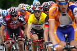 Valverde (i gult) sejrede i juni i Critérium du Dauphiné Libéré med en margin på 39 sekunder til Cadel Evans (til venstre). 
