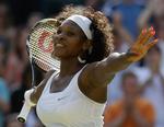 Serena Williams jubler efter sejren over polske Agnieszka Radwanska i kvartfinalen ved Wimbledon. 