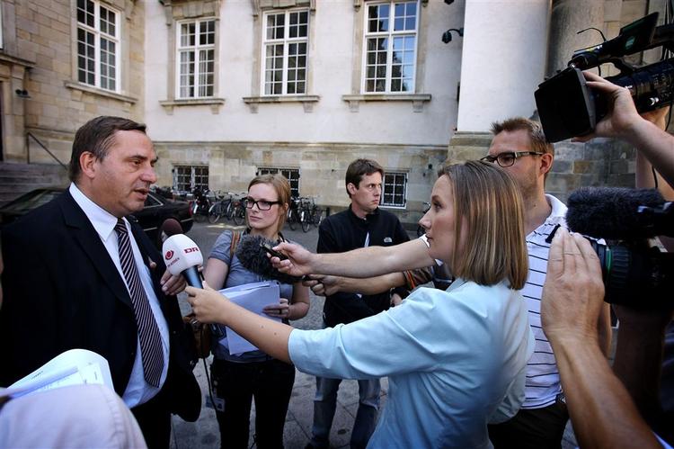 Forsvarsadvokat Frank Wenzel ser frem til løsladelse af sin klient, hvis PET ikke kan fremlægge flere beviser. 