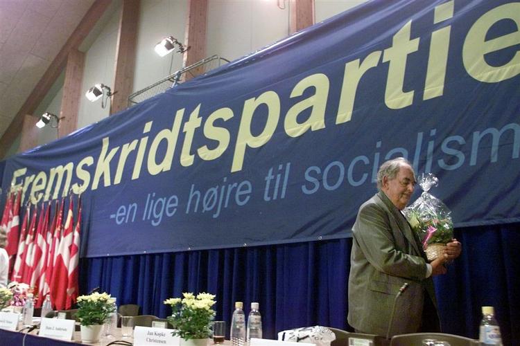 Fremskridtspartiets formand, Ove Jensen, kalder Glistrup for en »historisk personlighed«. Arkivfoto. 