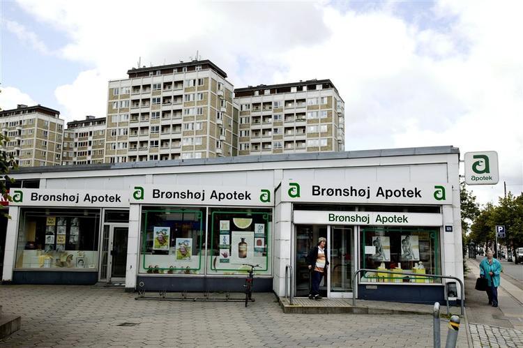 Der bliver ingen lukkede døre på landets apoteker. Farmakonomerne har sagt ja til deres overenskomst, og dermed er en strejke afblæst. Arkivfoto. 